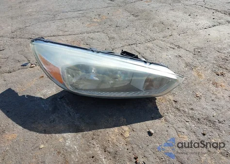 2015 Ford Focus Se из США, поврежденный, VIN 1FADP3F22FL344613